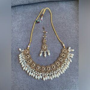Indian large Necklace and tika